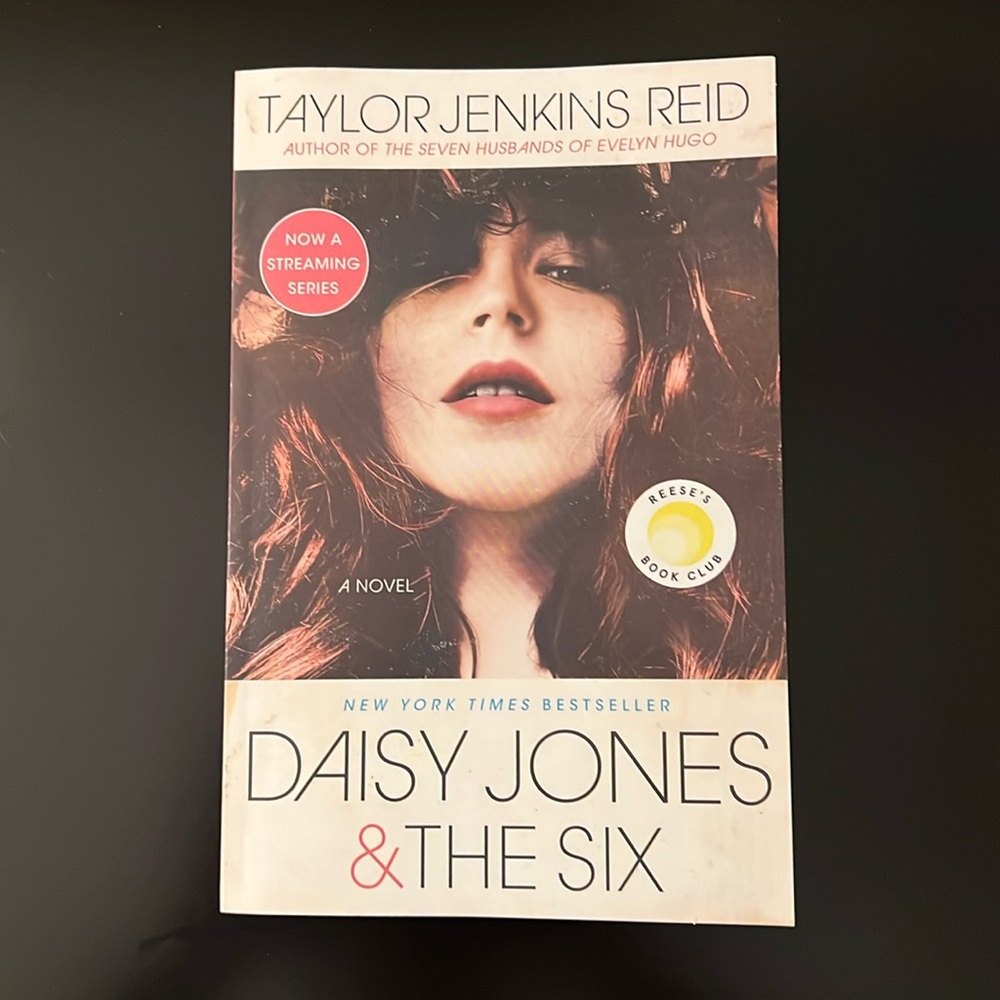Daisy Jones & The Six by Taylor Jenkins Reid